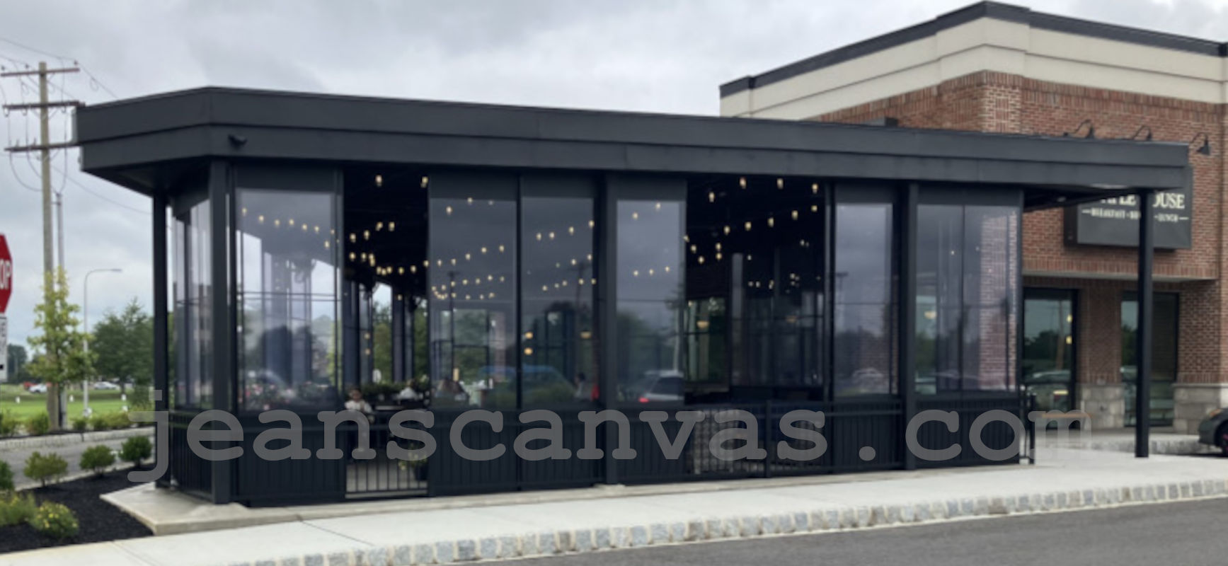 Commercial Enclosure For Restaurant - Outdoor dining
